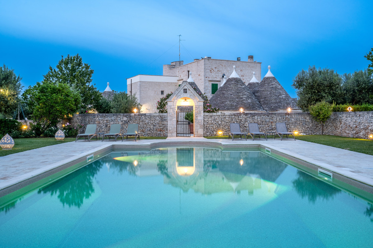 Masseria Tenuta Odegitria con piscina